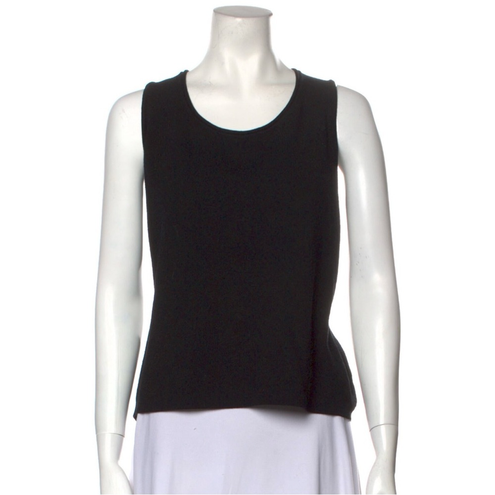 St. John black scoop neck top — size XL